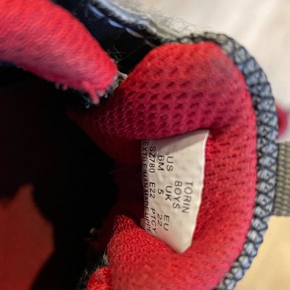 Stride Rite - size 6C - Picture 3 of 4